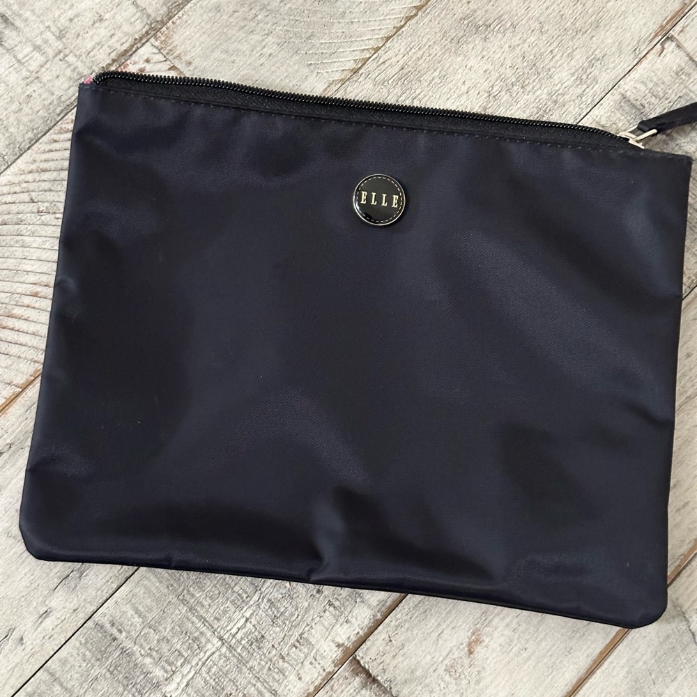 ELLE Black cosmetic pouch
